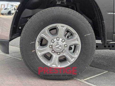 New 2025 RAM 2500 Big Horn image 33