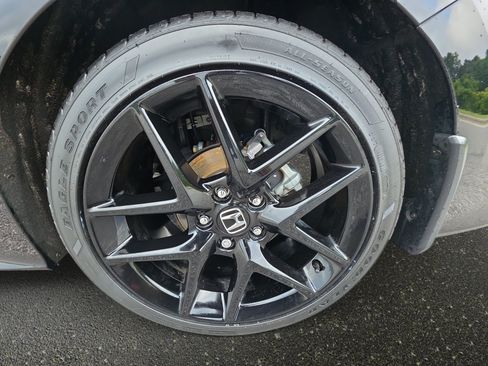 Used 2025 Honda Civic Sport image 33