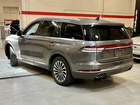 Used 2023 Lincoln Aviator Reserve w/ Elements Package Plus AWD/4WD image 2