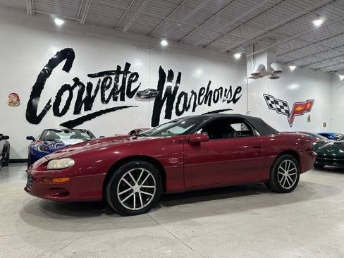 Used 2002 Chevrolet Camaro Z28 w/ SS Performance/Appearance Pkg image 1