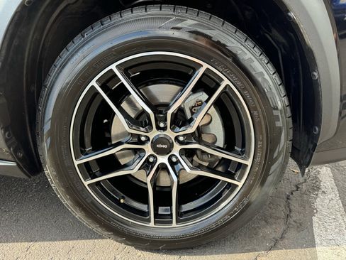 Used 2016 Lexus NX 300h AWD image 11