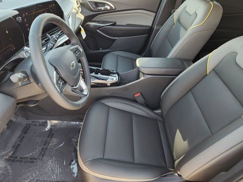 New 2026 Chevrolet Trax ACTIV w/ Sunroof Package image 14