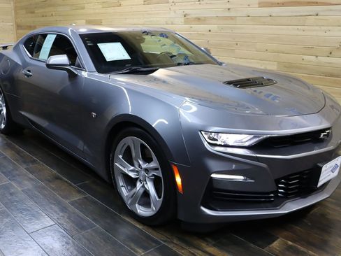 Used 2021 Chevrolet Camaro SS image 2