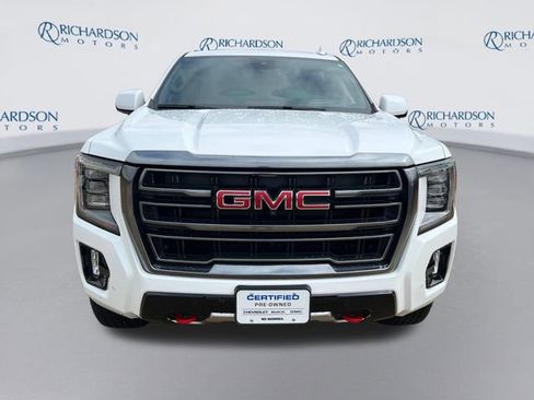 Used 2023 GMC Yukon XL AT4 w/ Technology Package image 8