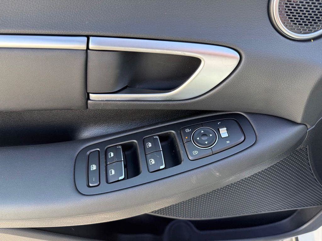 New 2026 Hyundai Sonata SEL AWD/4WD image 18
