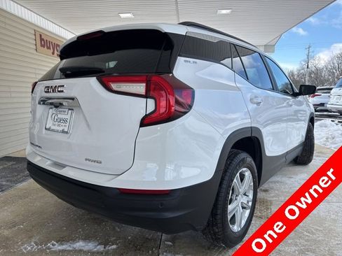 Used 2023 GMC Terrain SLE w/ Driver Convenience Package image 7