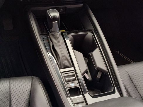 Used 2023 Honda Accord Touring image 26