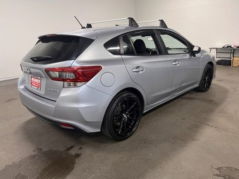 Used 2021 Subaru Impreza 2.0i image 3