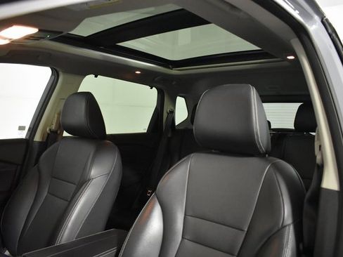 Certified 2023 Nissan Rogue SL w/ SL Premium Package image 10