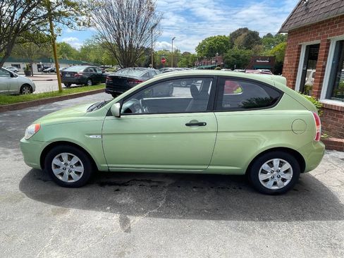 Used 2011 Hyundai Accent GS image 5