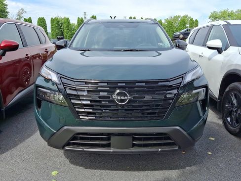 New 2026 Nissan Rogue SV AWD/4WD image 2