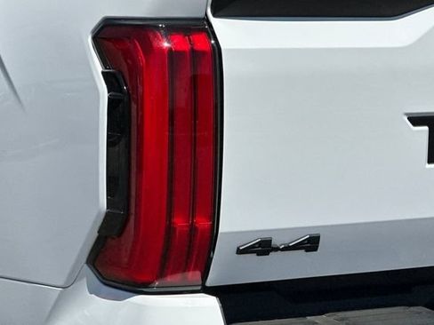 Used 2025 Toyota Tundra SR5 AWD/4WD image 24