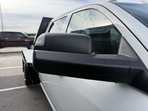 Used 2017 RAM 4500 Tradesman w/ Chrome Appearance Group image 19