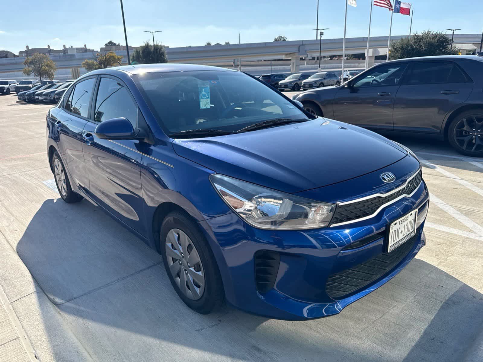 Used 2019 Kia Rio S FWD image 3