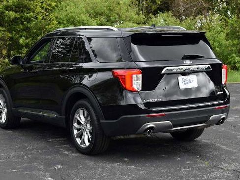 Certified 2021 Ford Explorer Limited w/ Equipment Group 301A AWD/4WD image 5