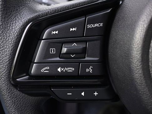 Certified 2025 Subaru Crosstrek 2.0i image 31