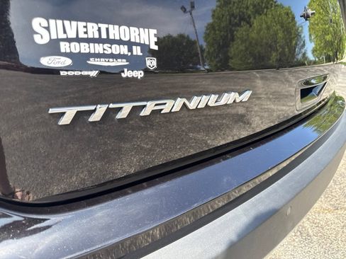 Used 2024 Ford Edge Titanium AWD/4WD image 9