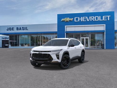 New 2026 Chevrolet Trax ACTIV w/ Driver Confidence Package FWD image 8