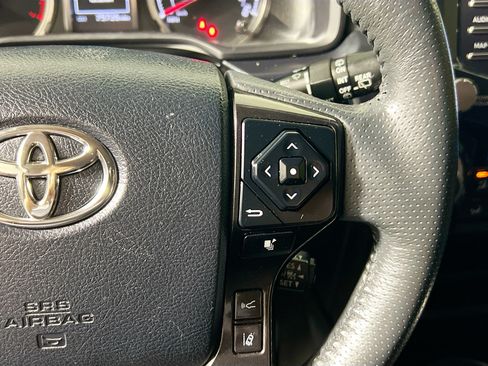 Used 2020 Toyota 4Runner TRD Pro AWD/4WD image 19