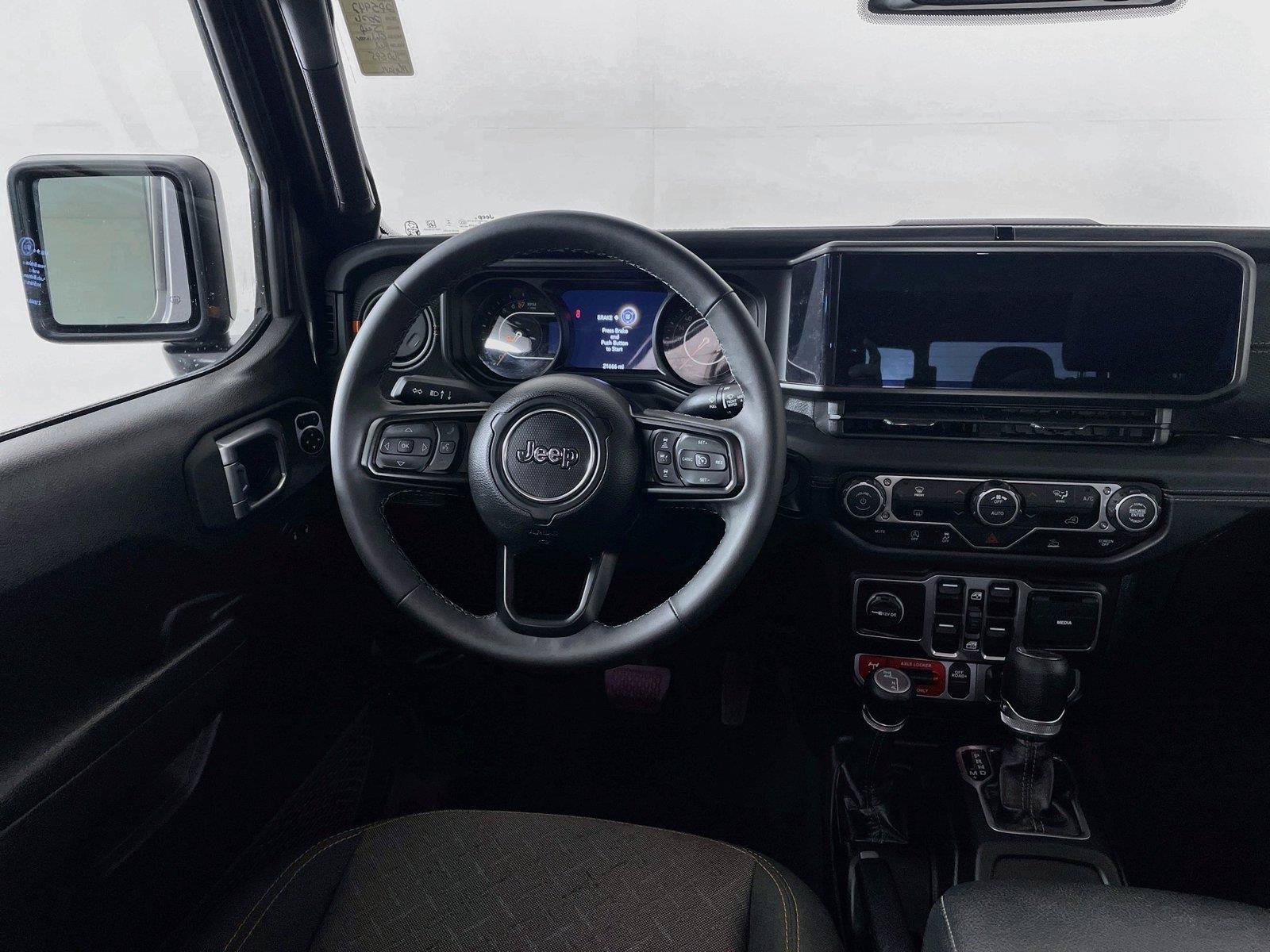 Used 2026 Jeep Gladiator Mojave AWD/4WD image 2