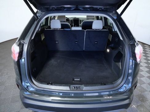 Certified 2024 Ford Edge SEL w/ Convenience Package AWD/4WD image 9