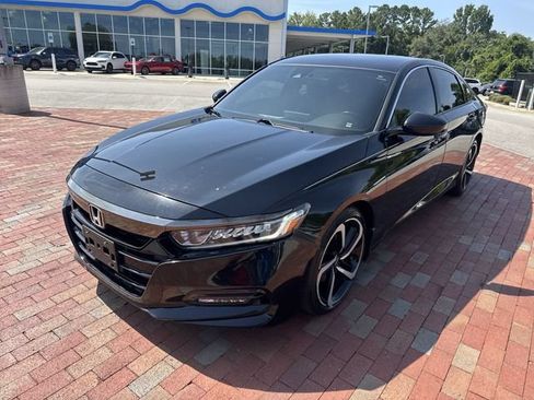 Used 2020 Honda Accord Sport image 32