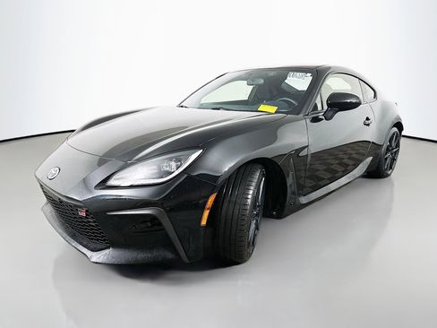 Used 2023 Toyota GR86 Premium image 3