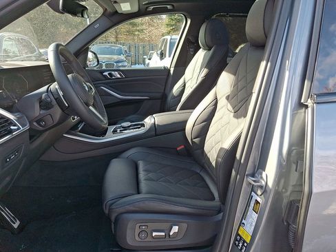 Certified 2024 BMW X5 xDrive40i w/ M Sport Package image 9