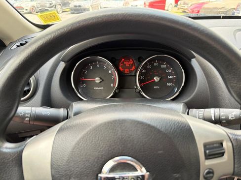 Used 2010 Nissan Rogue S image 18
