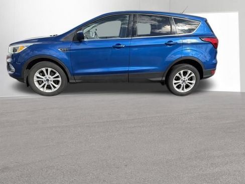 Used 2019 Ford Escape SE AWD/4WD image 2