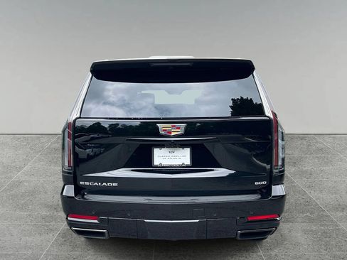 New 2026 Cadillac Escalade ESV Sport w/ Touring Package AWD/4WD image 4