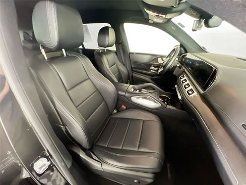 Used 2020 Mercedes-Benz GLS 450 4MATIC image 28