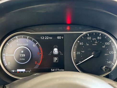 Used 2018 Nissan Kicks SV image 13