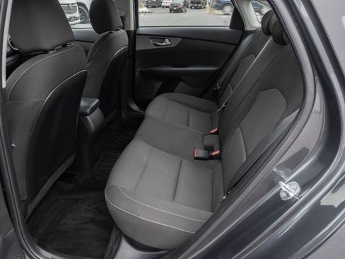 Used 2021 Kia Forte LXS FWD image 21