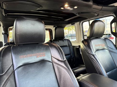 Used 2022 Jeep Wrangler Unlimited Rubicon image 16