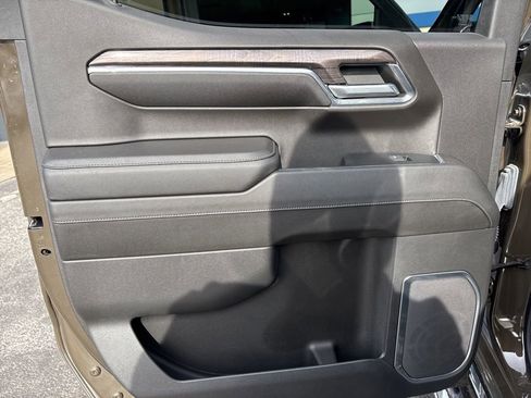 Used 2023 Chevrolet Silverado 1500 LTZ image 42