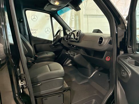 New 2025 Mercedes-Benz Sprinter 2500 image 15