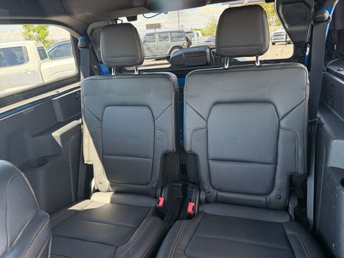 Used 2022 Ford Bronco Badlands image 19