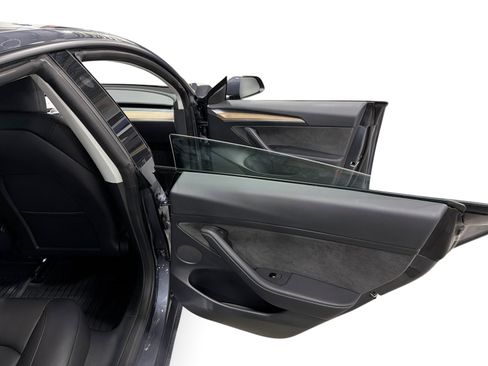 Certified 2023 Tesla Model 3 Standard Range RWD image 12