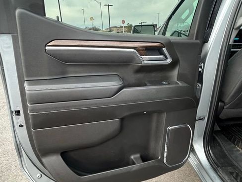 Used 2025 Chevrolet Silverado 1500 LT image 13