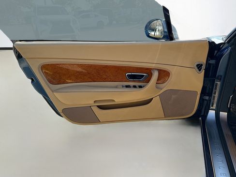 Used 2011 Bentley Continental GTC image 19