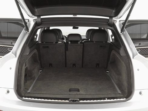 Used 2021 Bentley Bentayga Speed image 29