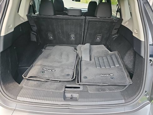 Used 2024 Nissan Rogue S AWD/4WD image 36