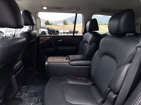Used 2023 Nissan Armada SL w/ Captain's Chairs Package AWD/4WD image 15
