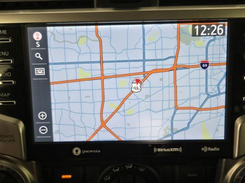 Used 2020 Toyota 4Runner SR5 Premium image 18