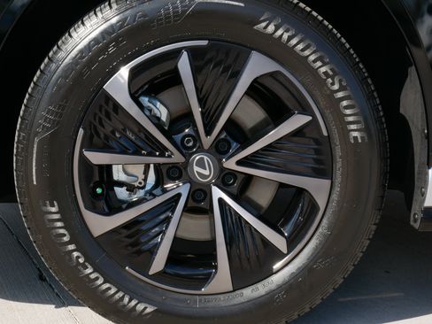 Used 2026 Lexus RZ 350e 2WD image 23