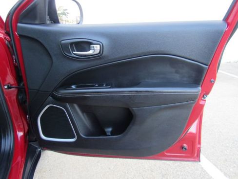 Used 2018 Jeep Compass Sport image 16