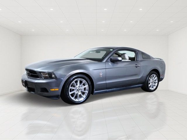 Used 2010 Ford Mustang Coupe RWD image 2