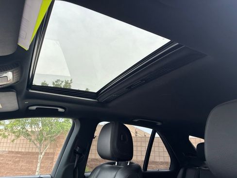 Used 2022 Mercedes-Benz GLE 350 image 10