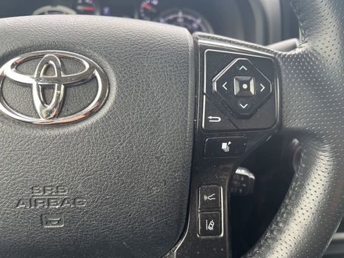 Used 2021 Toyota 4Runner TRD Off-Road Premium w/ Moonroof Package AWD/4WD image 16